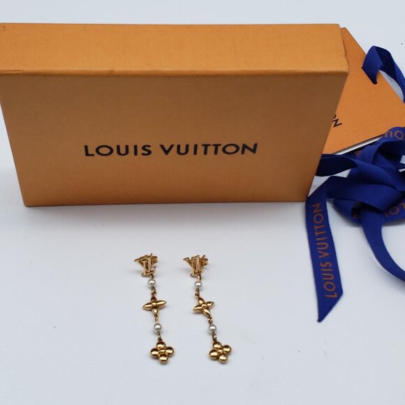 Louis Vuitton Metal Pearl Louisa Drop Earrings in gold-tone metal w/faux pearl - Picture 3 of 12